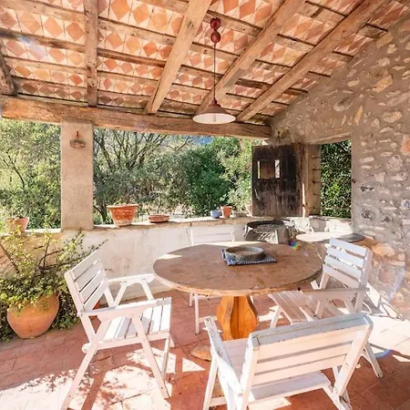 Holiday home Cal Cisteller *